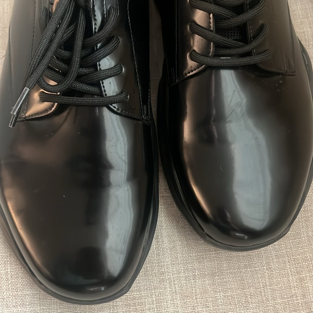 Louis V Men’s shoes in Louis V sizing - Picture 9 of 11